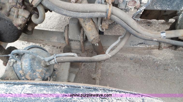 image for item K5631 2000 Kenworth W900 semi truck