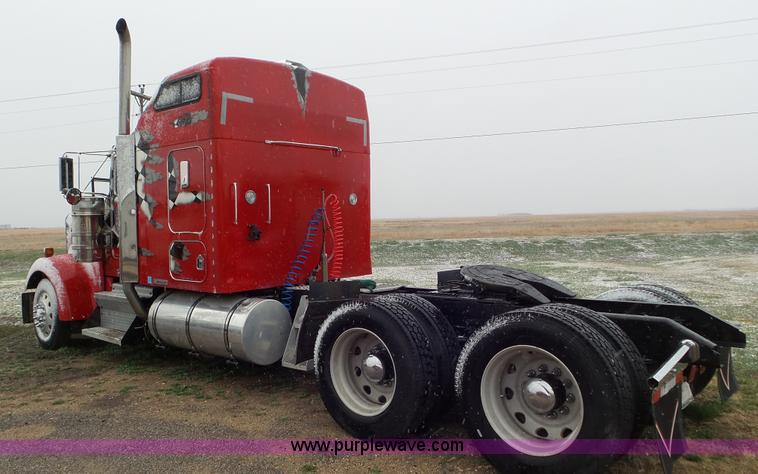 image for item K6831 1996 Kenworth W900 semi truck
