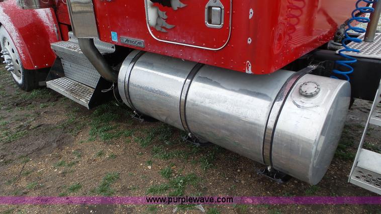 image for item K6831 1996 Kenworth W900 semi truck