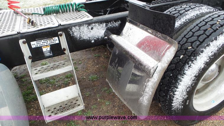 image for item K6831 1996 Kenworth W900 semi truck