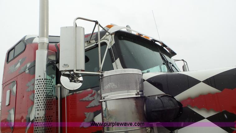 image for item K6831 1996 Kenworth W900 semi truck