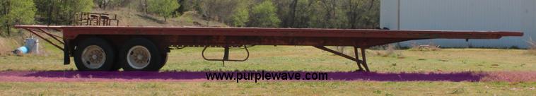 image for item K8985 1971 Lufkin flatbed trailer