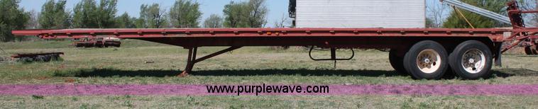 image for item K8985 1971 Lufkin flatbed trailer