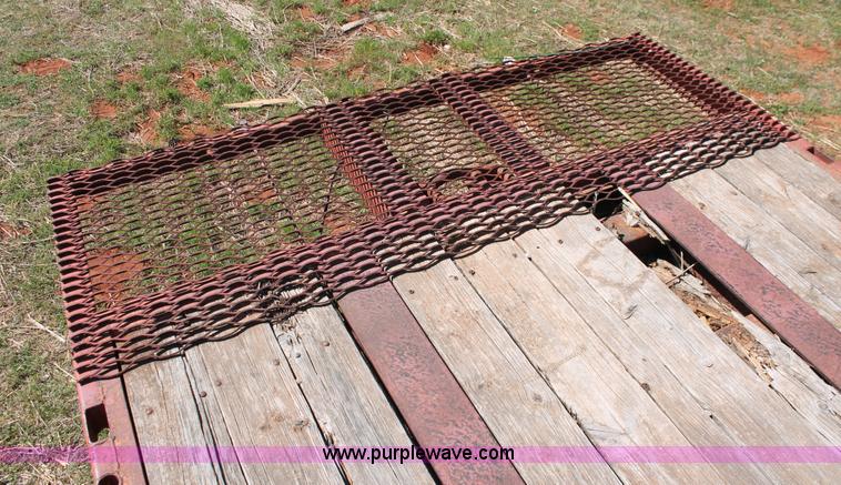 image for item K8985 1971 Lufkin flatbed trailer