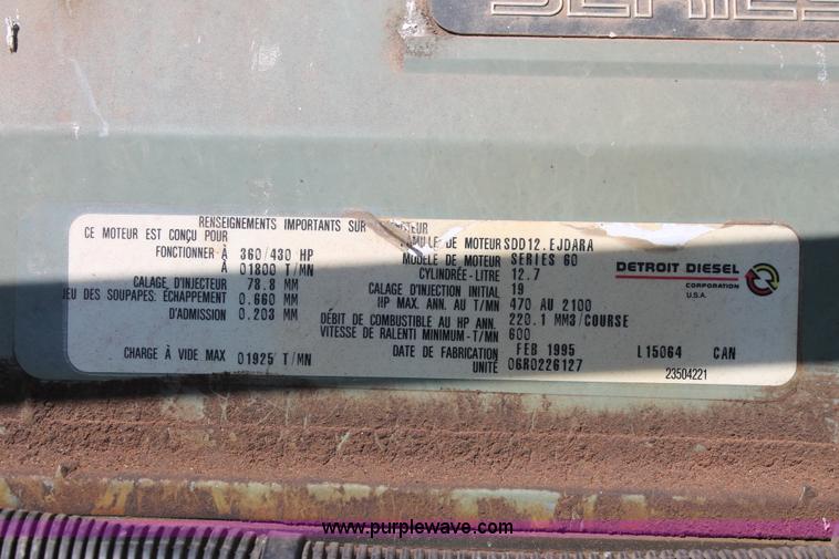 image for item K8986 1995 Freightliner FLD semi truck