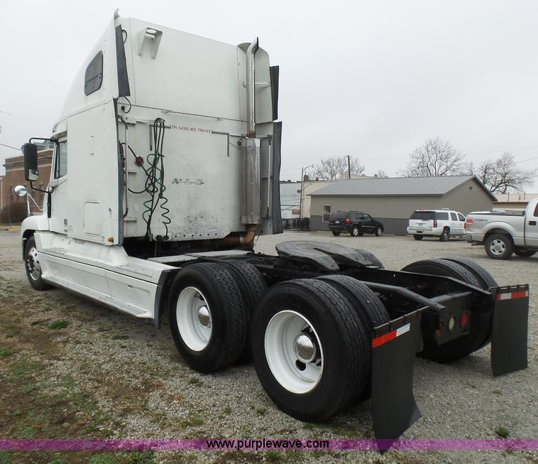 image for item L5446 2001 Freightliner Century Class 120 semi truck