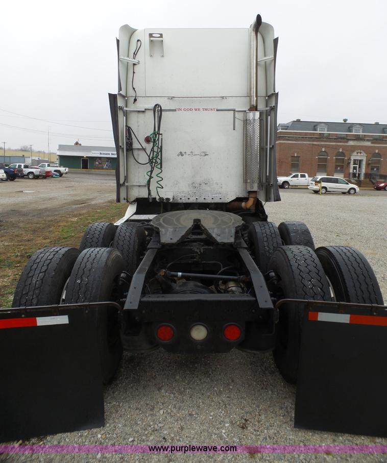 image for item L5446 2001 Freightliner Century Class 120 semi truck