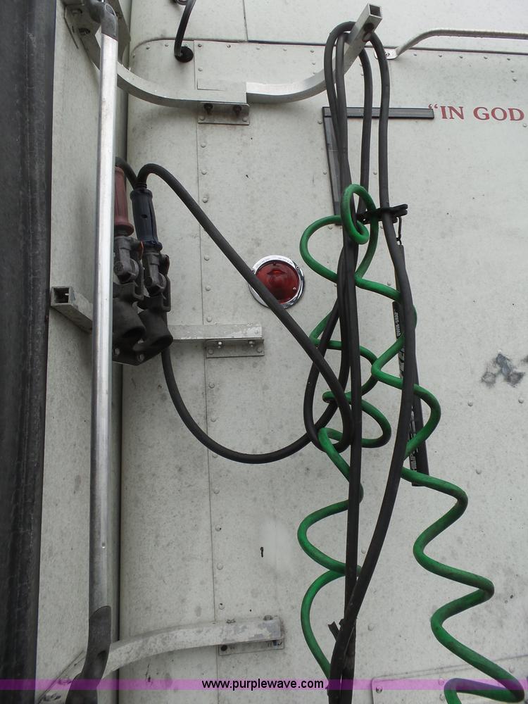 image for item L5446 2001 Freightliner Century Class 120 semi truck