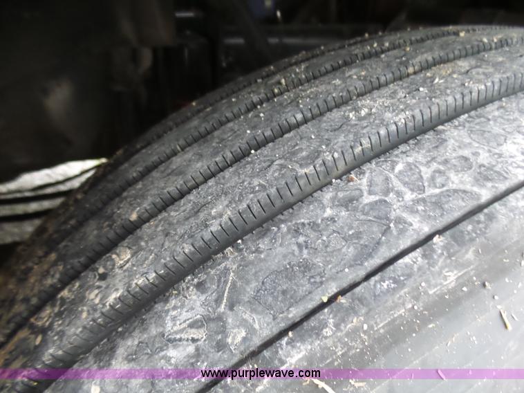 image for item L5446 2001 Freightliner Century Class 120 semi truck