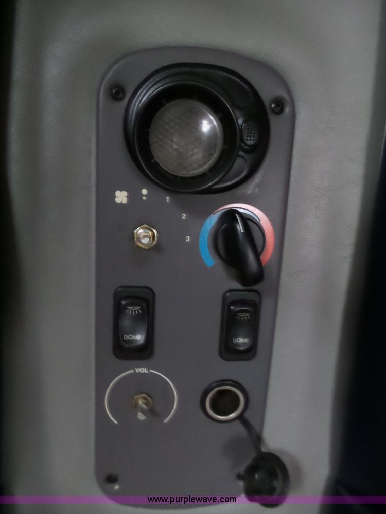 image for item L5446 2001 Freightliner Century Class 120 semi truck