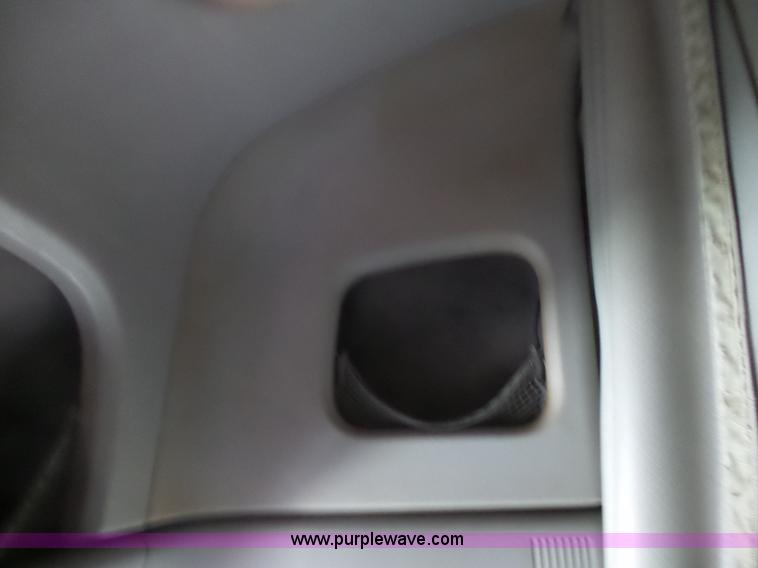 image for item L5446 2001 Freightliner Century Class 120 semi truck