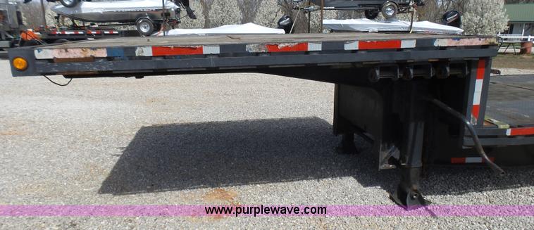 image for item L5475 1998 Doonan drop deck trailer