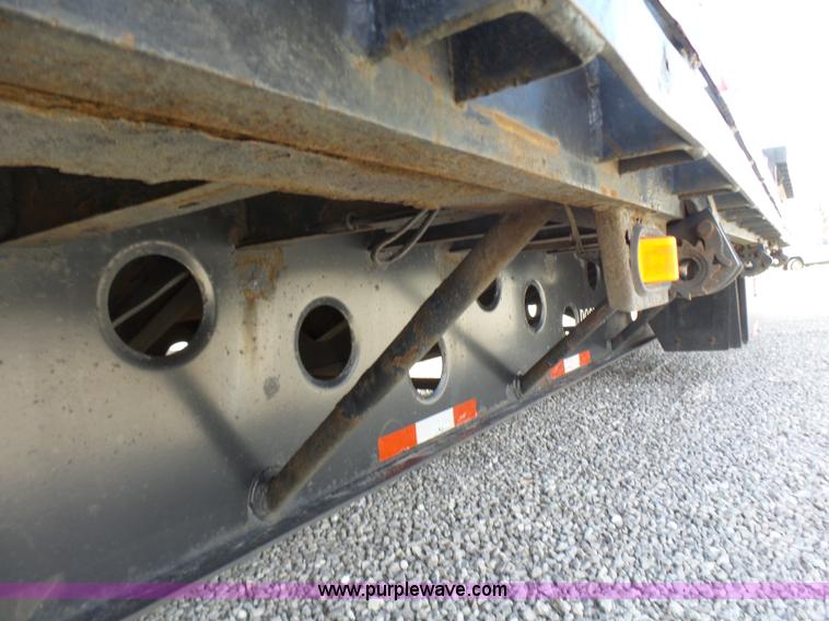image for item L5475 1998 Doonan drop deck trailer