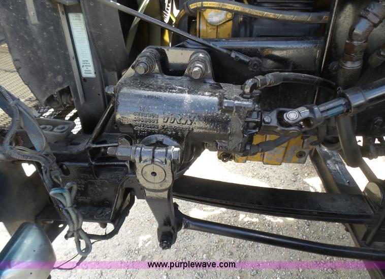 image for item L5480 2000 Kenworth T800B semi truck