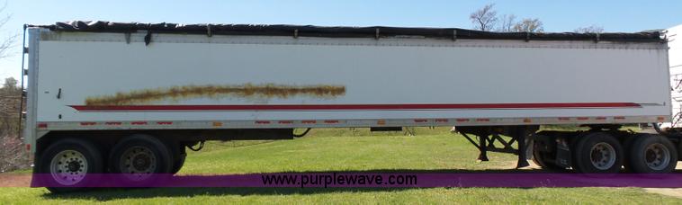 image for item L5794 2002 Wilkins OK2YA-2615-CFOA commodity trailer