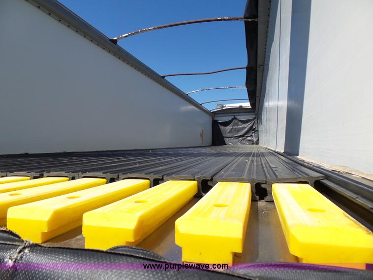 image for item L5794 2002 Wilkins OK2YA-2615-CFOA commodity trailer