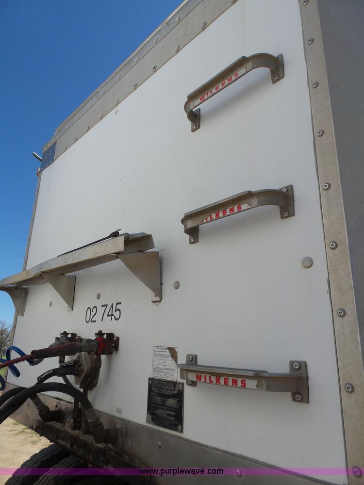 image for item L5794 2002 Wilkins OK2YA-2615-CFOA commodity trailer