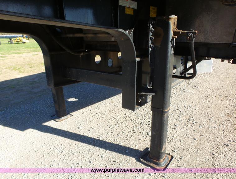 image for item L6302 2013 Transcraft DTL-2100 drop deck trailer