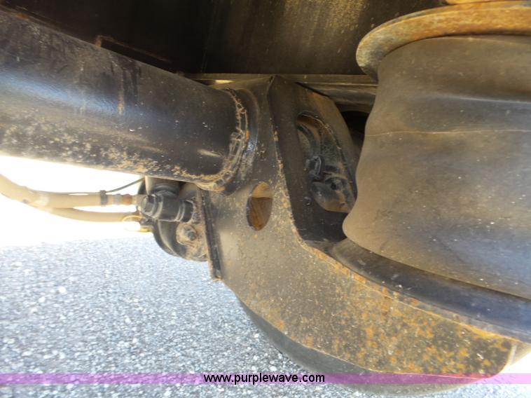 image for item L6302 2013 Transcraft DTL-2100 drop deck trailer