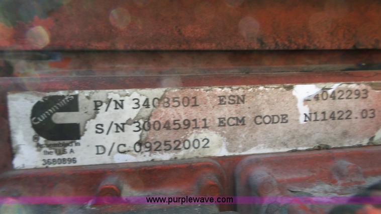 image for item L6511 2003 International 9400i semi truck