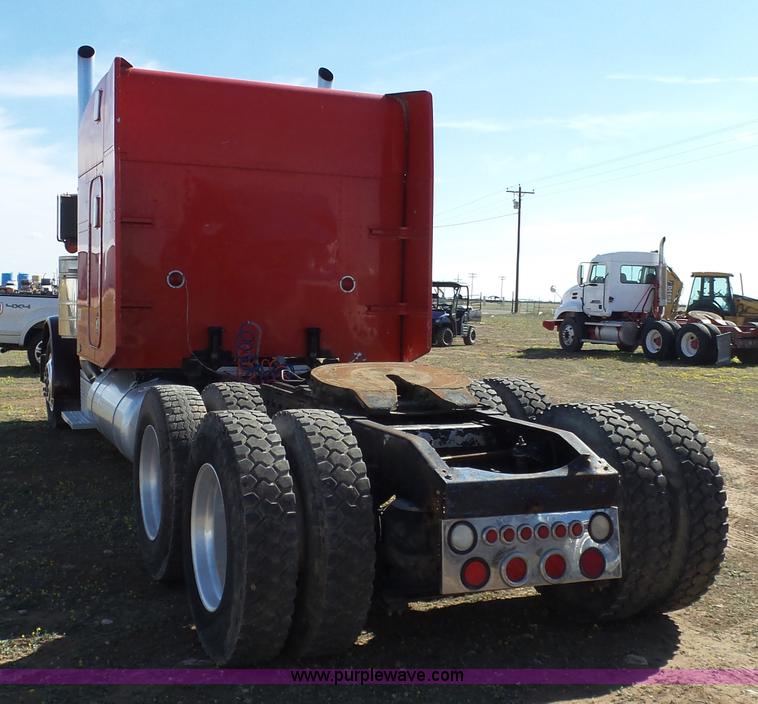 image for item L6512 1997 Peterbilt 379 semi truck