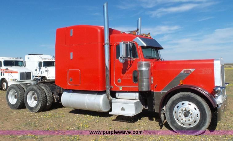 image for item L6512 1997 Peterbilt 379 semi truck