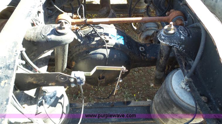 image for item L6512 1997 Peterbilt 379 semi truck