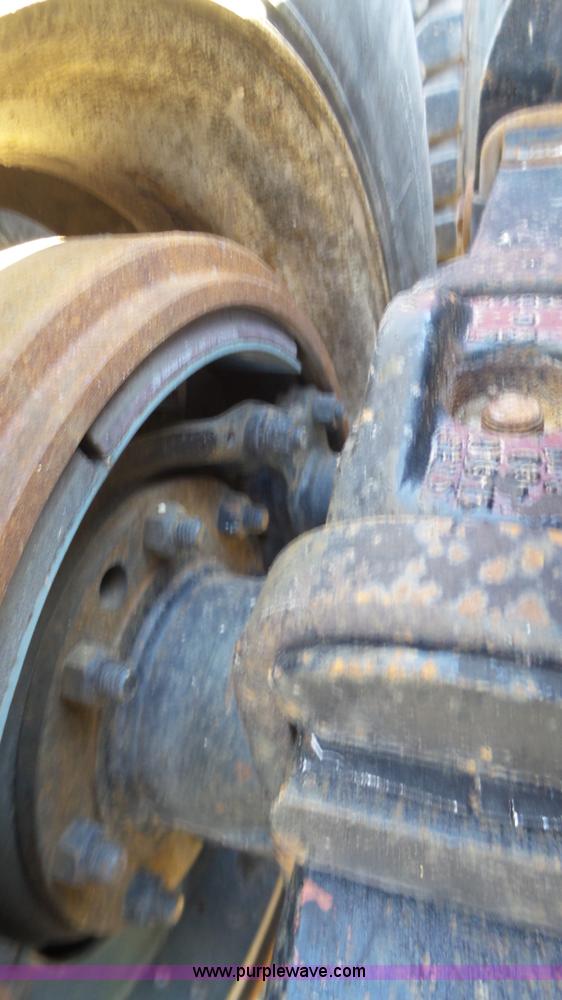 image for item L6512 1997 Peterbilt 379 semi truck