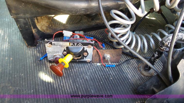 image for item L6512 1997 Peterbilt 379 semi truck