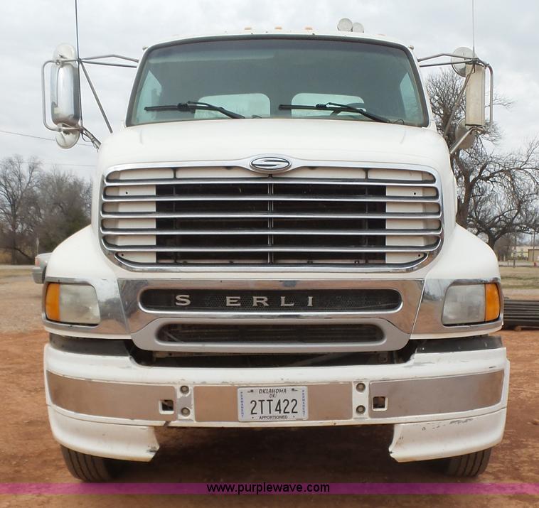 image for item L7261 2005 Sterling A9500 semi truck