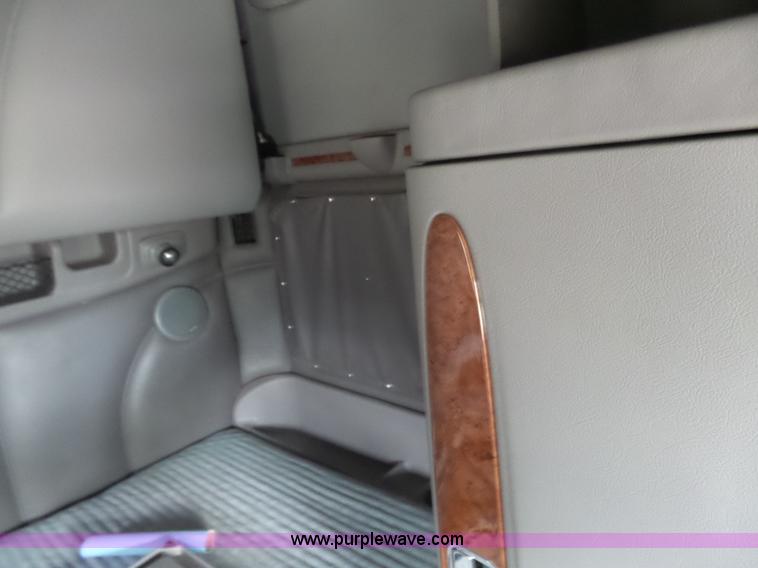 image for item L7357 2007 Peterbilt 387 semi truck