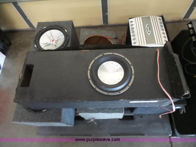 image for item BE9771 Car audio equipment