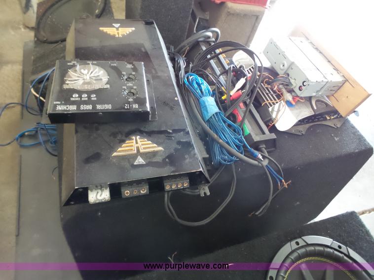 image for item BE9771 Car audio equipment