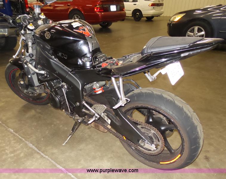 image for item BE9780 2006 Yamaha R6 Motorcycle