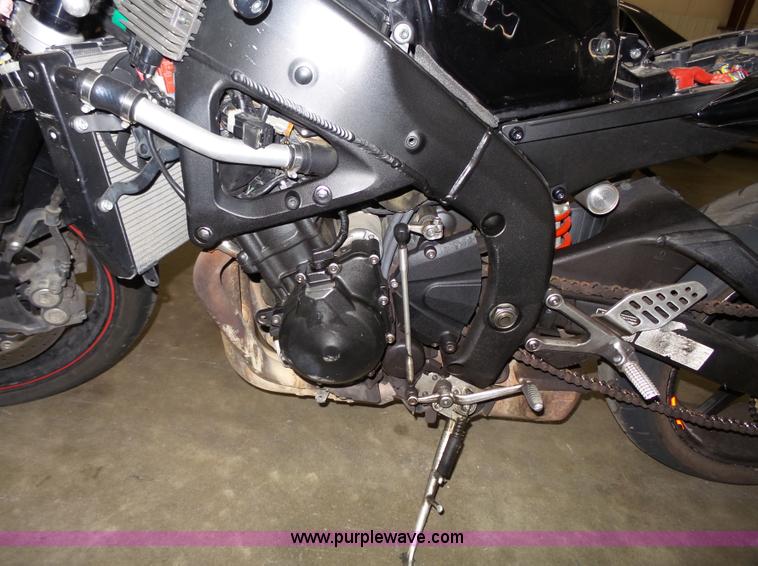 image for item BE9780 2006 Yamaha R6 Motorcycle