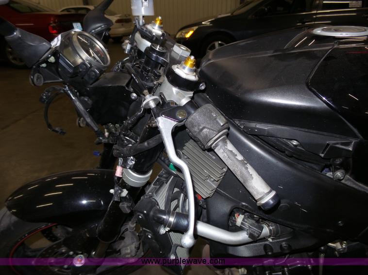 image for item BE9780 2006 Yamaha R6 Motorcycle