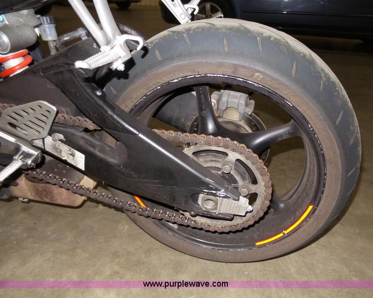 image for item BE9780 2006 Yamaha R6 Motorcycle