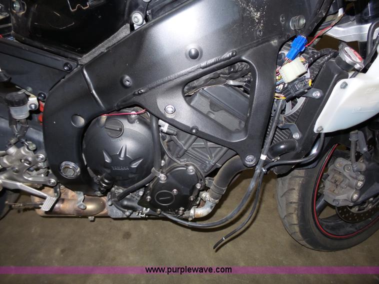 image for item BE9780 2006 Yamaha R6 Motorcycle