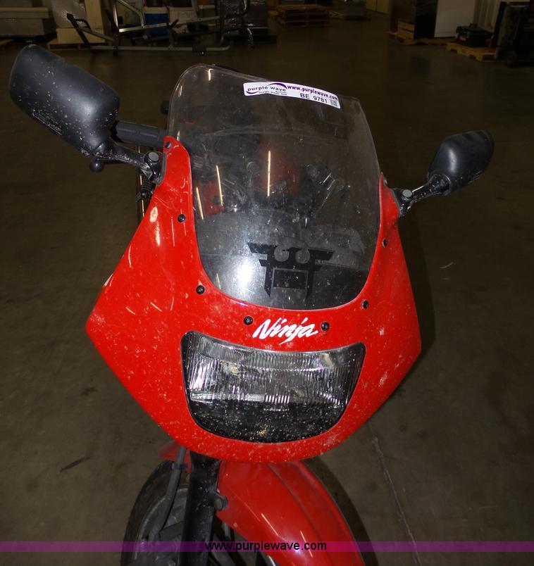 image for item BE9781 2002 Kawasaki EX500R Ninja Motorcycle