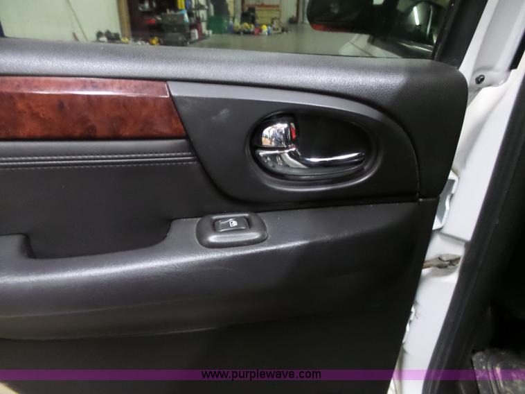 image for item J4150 2005 GMC Envoy SLT SUV