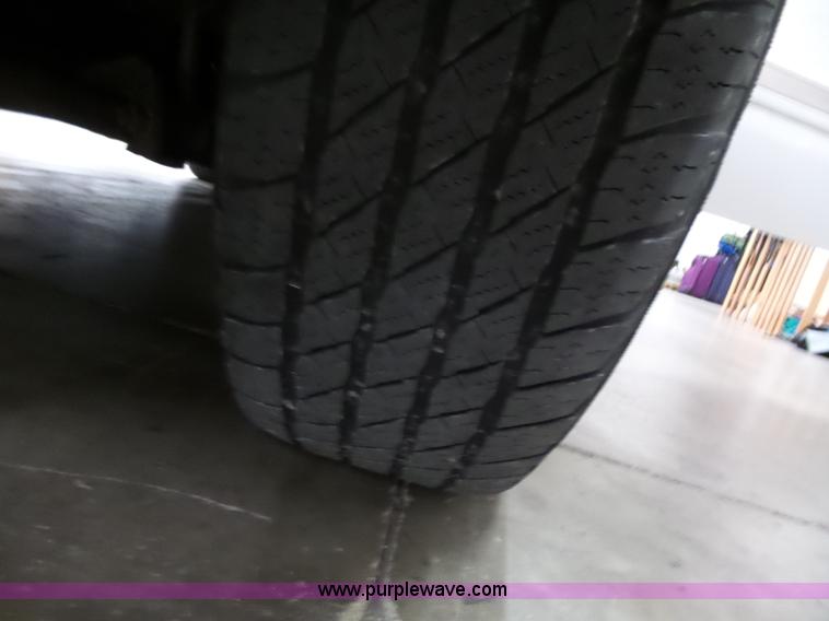 image for item J4150 2005 GMC Envoy SLT SUV