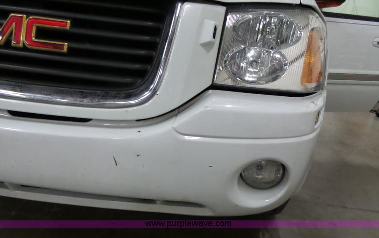 image for item J4150 2005 GMC Envoy SLT SUV