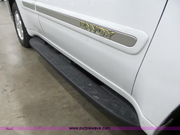 image for item J4150 2005 GMC Envoy SLT SUV