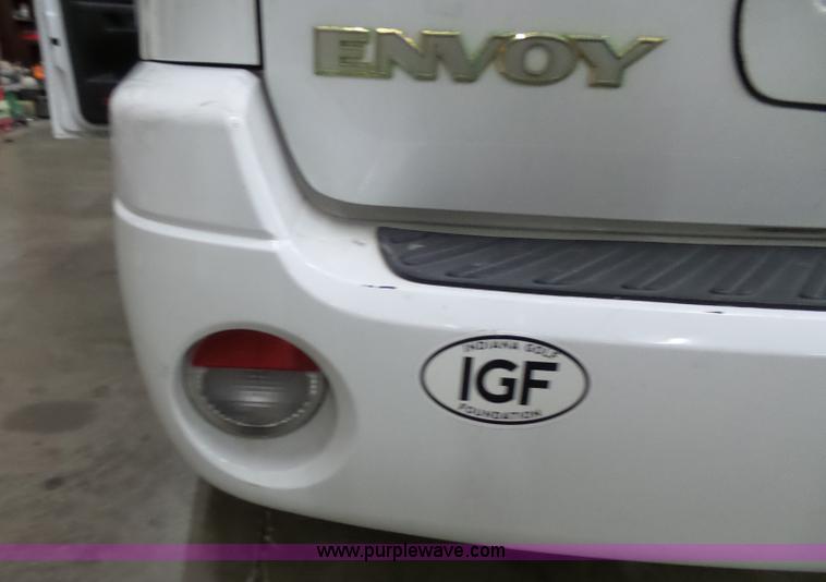 image for item J4150 2005 GMC Envoy SLT SUV