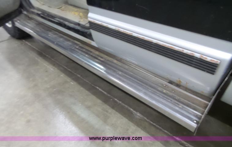 image for item J4151 1994 Chevrolet Silverado 1500 Ext. Cab pickup truck