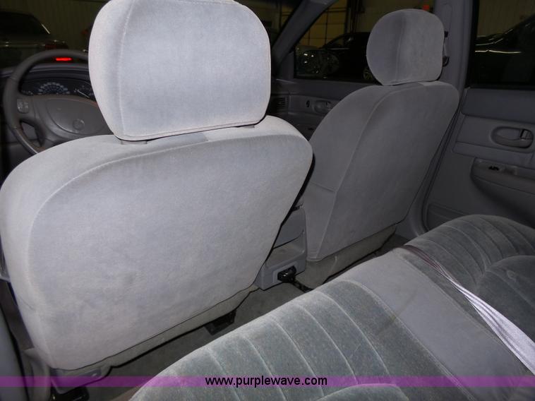 image for item J4152 2001 Buick Century Custom