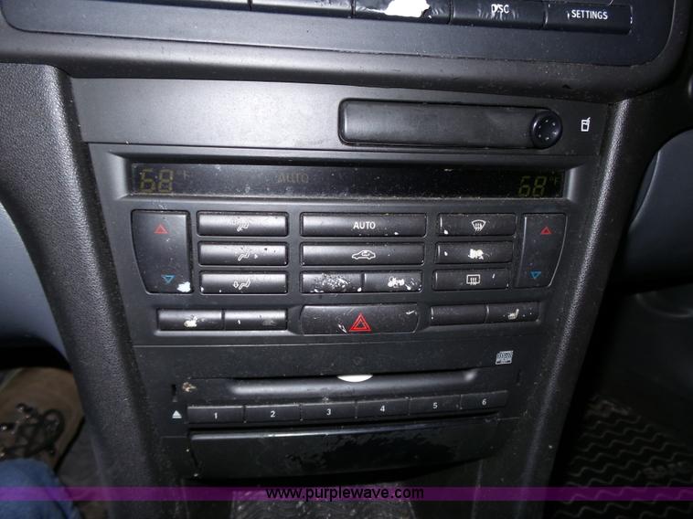 image for item J4153 2004 Saab 9-3