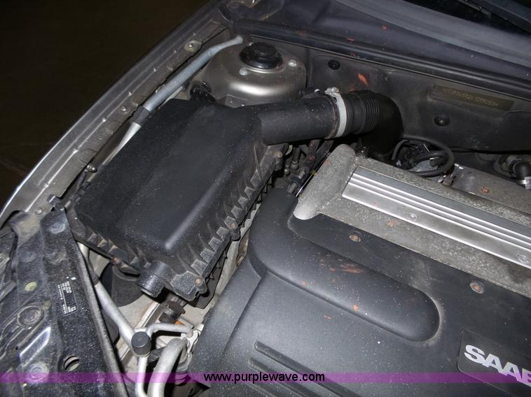 image for item J4153 2004 Saab 9-3