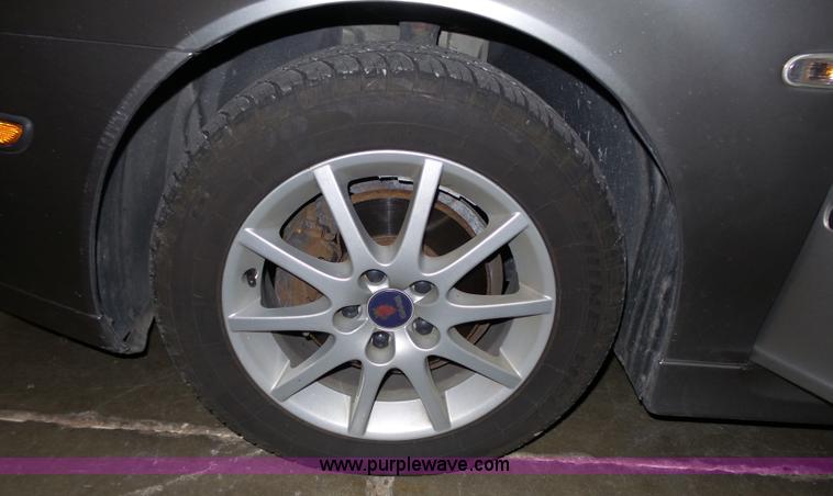 image for item J4153 2004 Saab 9-3