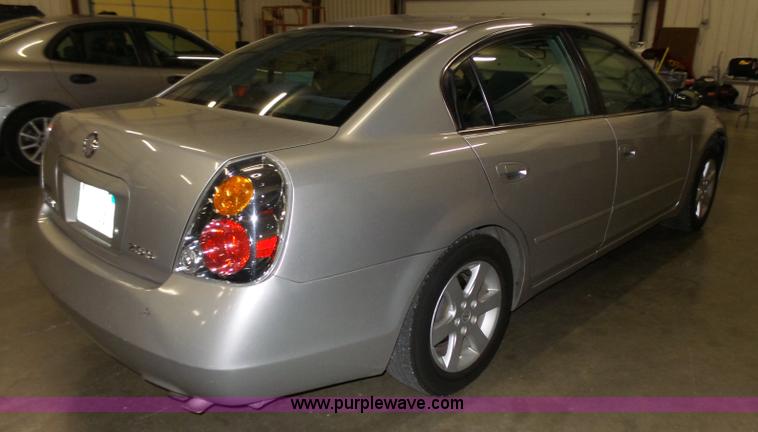 image for item J4154 2002 Nissan Altima 2.5 S